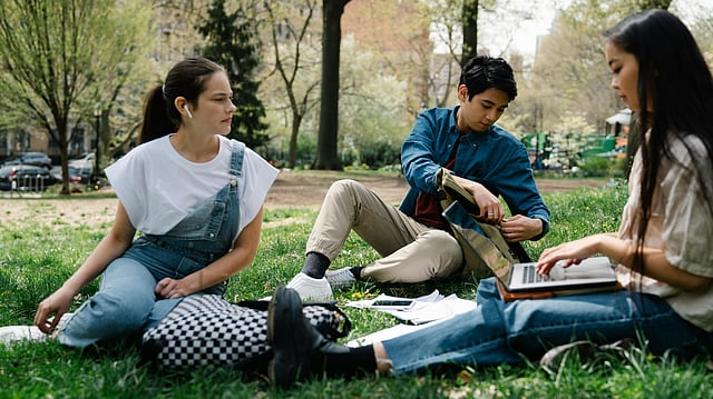 New Visa Rules Tighten Abroad Study Options for Indian Students