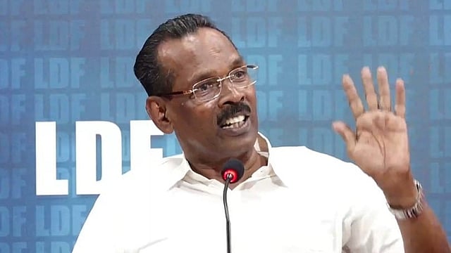 ഇടതുമുന്നണി തുടര്ഭരണം നേടും, ഒരാശങ്കയുമില്ല; പിണറായിയുടേത് കരുത്തുറ്റ നേത്യത്വം; ടി പി രാമകൃഷ്ണന്