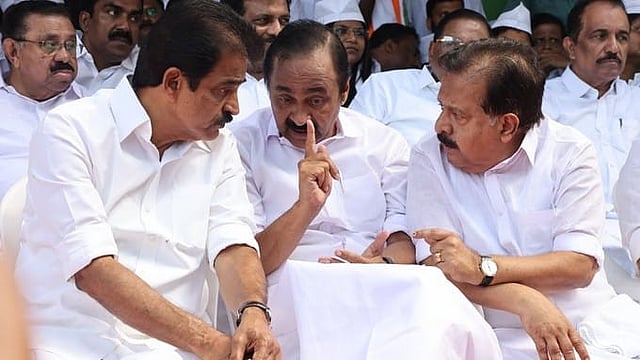 മുഖ്യമന്ത്രി ആര്?, ഇന്ന് എംഎല്എമാരുടെ മനസറിയും; കോണ്ഗ്രസ് നിരീക്ഷകര് തലസ്ഥാനത്ത്