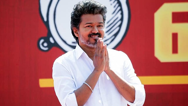 തമിഴ്‌നാടിന്റെ രാഷ്ട്രീയം മാറ്റിയെഴുതിയ 'തര്‍ക്കുറികള്‍';  വിജയ് പറഞ്ഞു, അവര്‍ ചെയ്തു!മധുരപ്രതികാരം