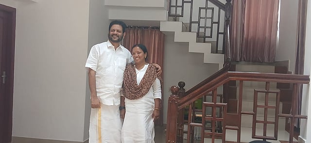 ഇരട്ടി മധുരത്തിന്റെ 'കൃഷ്ണനിവാസ്'; ഒരേ വീട്ടിൽ നിന്ന് നിയമസഭയിലേക്കും ലോക്സഭയിലേക്കും