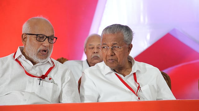 'പരാതിയുണ്ടെങ്കിലും സിപിഎമ്മുകാര് പാര്ട്ടി സ്ഥാനാര്ഥിക്ക് തന്നെ വോട്ട് ചെയ്യണം'; പിണറായി വിജയനെ പിന്തുണച്ച് എംഎ ബേബി