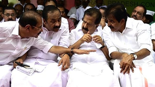സണ്ണി ജോസഫ്, വി ഡി സതീശൻ, രമേശ് ചെന്നിത്തല, കെ സി വേണുഗോപാൽ