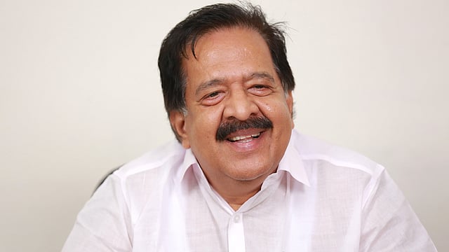 'മോഹന്ഭാഗവതിന്റെ പരിപാടിയില് വിസിമാര് പങ്കെടുത്തത് തെറ്റ്'; സര്വ്വകലാശാലകളുടെ വിശ്വാസ്യത ഇല്ലാതാക്കുന്ന നീക്കമെന്ന് ചെന്നിത്തല