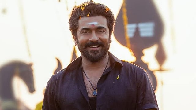 'ഓങ്കിയടിച്ചാ...'; സൂര്യയുടെ വമ്പന്‍ തിരിച്ചുവരവ്;  ഒറ്റദിവസം വിറ്റ് പോയത് 7 ലക്ഷം ടിക്കറ്റുകള്‍ 