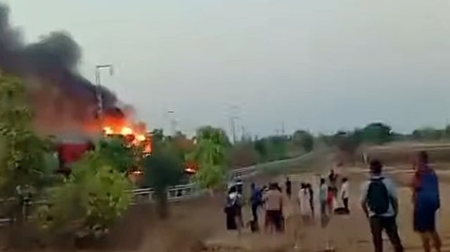 രാജധാനി എക്സ്പ്രസില് തീ പിടിത്തം; അപകടം രാജസ്ഥാനിലെ കോട്ടയില്