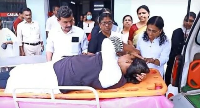 കുടുംബക്കോടതിയിലെ വെയിറ്റിങ് റൂമില്‍ എതിര്‍കക്ഷിയുടെ അഭിഭാഷകയെ മര്‍ദിച്ചു; അധ്യാപകനെതിരെ കേസ്