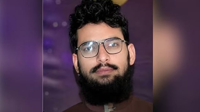 പുല്വാമ ഭീകരാക്രമണത്തിന്റെ മുഖ്യസൂത്രധാരന് അജ്ഞാതന്റെ വെടിയേറ്റ് മരിച്ചു