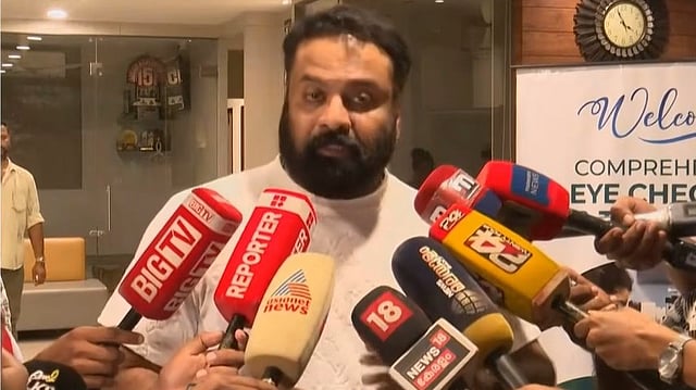 'ജിഹാദി എന്ന് വിളിച്ചിട്ടില്ല, നന്നായി പ്രവർത്തിക്കുന്നവരെ തകർക്കാനുള്ള ​ഗൂഢാലോചന നടക്കുന്നുണ്ട്'; ആരോപണങ്ങൾക്കെതിരെ ടിനി ടോം