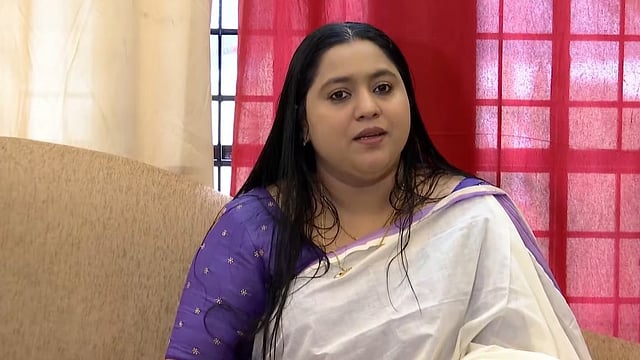 'എന്റെ ശവം കാണാന് പോലും ഒരുത്തരും വരരുത്'; അമ്മയില് നിന്നും രാജിവച്ച് ലക്ഷ്മി പ്രിയ