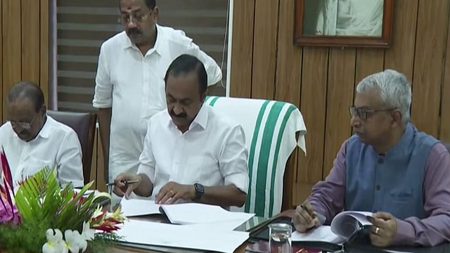 സ്വകാര്യ സര്‍വ്വകലാശാലകള്‍ക്കുള്ള പുതിയ ബില്ലിന്റെ കരട് തയ്യാറായി; നിയന്ത്രണങ്ങളില്‍ ഇളവ്