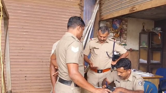 പൊലീസ്