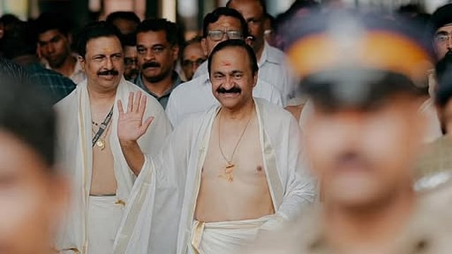 'മുഖ്യമന്ത്രിയുടെ ദർശനം പൂർണ്ണമായും നിയമാനുസൃതം, ഭക്തരെ തടഞ്ഞിട്ടില്ല'; വിശദീകരണവുമായി ഗുരുവായൂർ ദേവസ്വം അഡ്മിനിസ്ട്രേറ്റർ