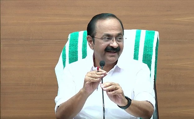 പിഎം ശ്രീ പദ്ധതി; നിയമവശം പരിശോധിച്ച് നടപടിയെന്ന് മുഖ്യമന്ത്രി