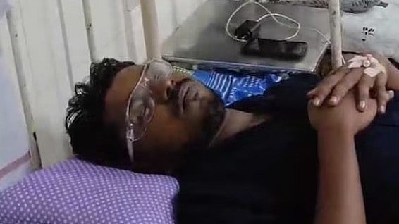 എന്ജിനീയറിങ് കോളജില് മദ്യപ സംഘത്തിന്റെ ആക്രമണം; ഇടിവള കൊണ്ട് മര്ദനം, വിദ്യാര്ഥിയുടെ കാഴ്ച നഷ്ടപ്പെട്ടു