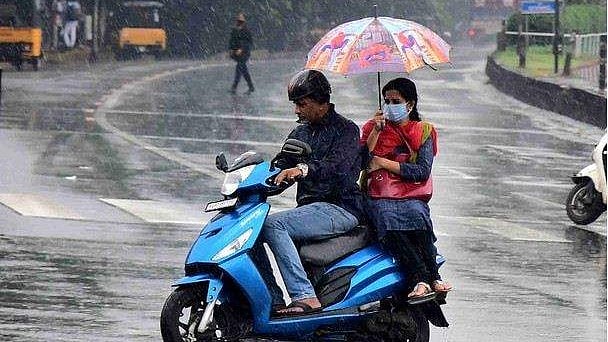 മഴ തോർന്നിട്ടില്ല; ഇന്ന് 6 ജില്ലകളിൽ യെല്ലോ അലർട്ട്; ശക്തമായ കാറ്റിന് സാധ്യത