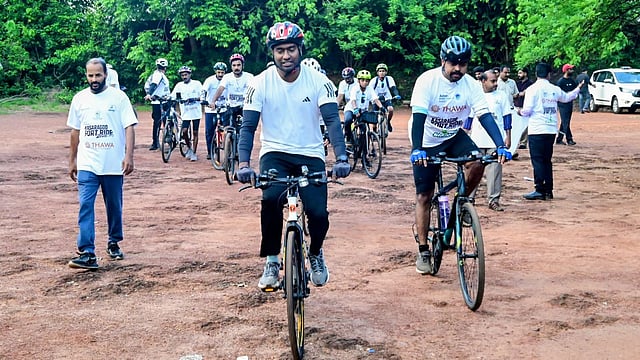 ചരിത്രത്തിന്റെ പാതകളിലൂടെ പെഡൽ ചവിട്ടി കളക്ടറും സംഘവും; 'കാസർഗോഡ് ഫോർട്ട് റൈഡ് 2026' പൈതൃക യാത്ര ശ്രദ്ധേയമായി