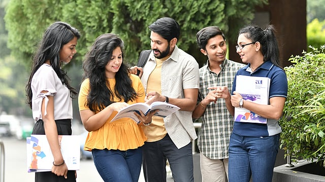 IIT പ്രവേശനം: ടോപ് റാങ്കുകാർക്ക് പ്രിയം കംപ്യൂട്ടർ സയൻസ്, ക്യാംപസ് മുംബൈ ; കാരണമിതാണ്...