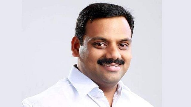 നെഞ്ചുവേദന; ഡീന് കുര്യാക്കോസ് എംപി ആശുപത്രിയില്