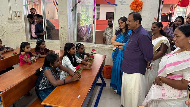 'ശിവന്കുട്ടി അപ്പൂപ്പനില് നിന്ന് 'സംസ്കാരം' പഠിക്കേണ്ട ഗതികേട് ഇല്ല; ജനം ചൂലെടുത്ത് അടിച്ചിറക്കിയിട്ടും സിപിഎം കണ്ണുതുറന്നിട്ടില്ല'