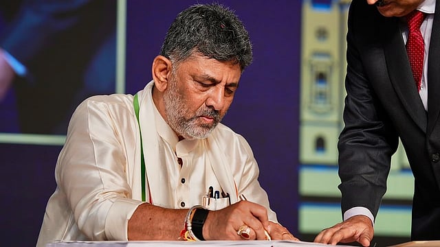 ഡികെ ഇനി ഇന്ത്യയിലെ സമ്പന്നനായ മുഖ്യമന്ത്രി; കോടീശ്വരന്‍മാരായ ഭരണാധിപന്‍മാരുടെ പട്ടികയില്‍ ഒരേ ഒരു ലക്ഷപ്രഭു