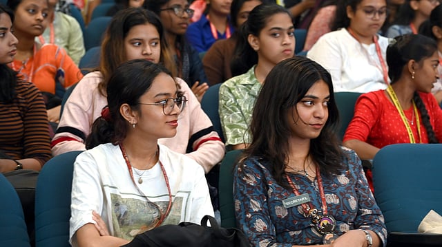 ഐ.എച്ച്.ആർ.ഡി കോളജുകളിൽ ബിരുദ ഓണേഴ്സിന് അപേക്ഷിക്കാം
