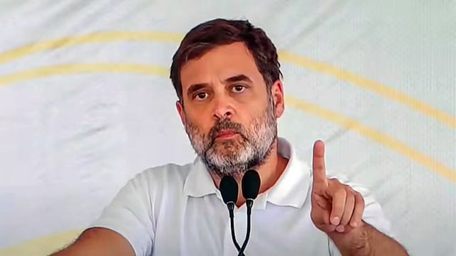 യുവാക്കളുടെ ഭാവി വച്ചാണ് കളിക്കുന്നത്, പ്രധാനമന്ത്രി മാപ്പ് പറയണം: രാഹുല് ഗാന്ധി