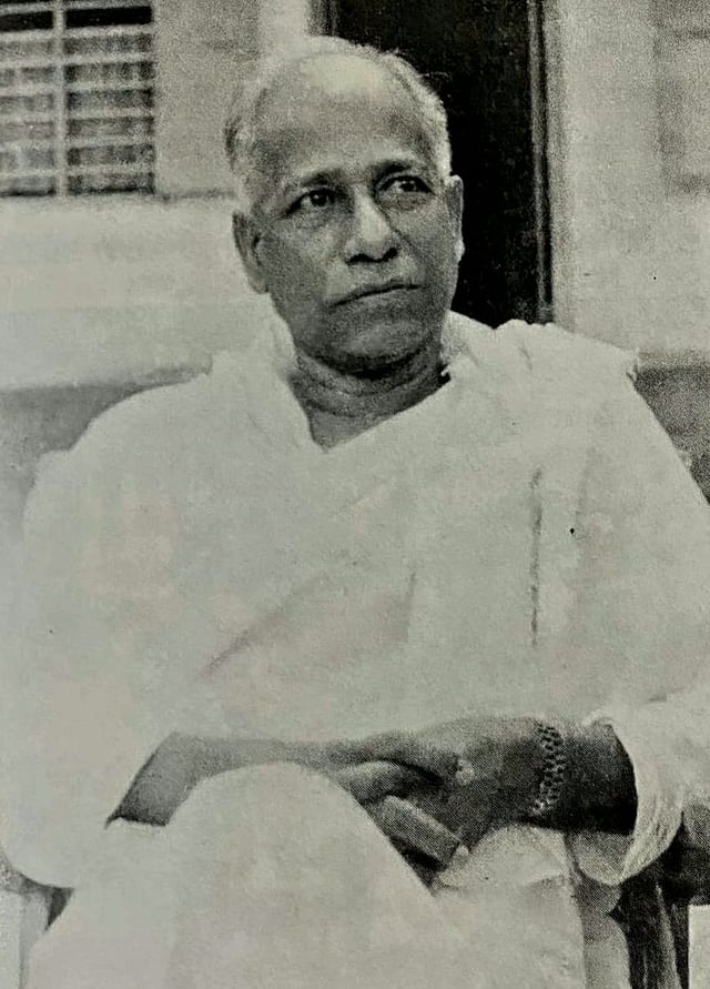 മയ്യനാട് കെ ദാമോദരന് ബി എ