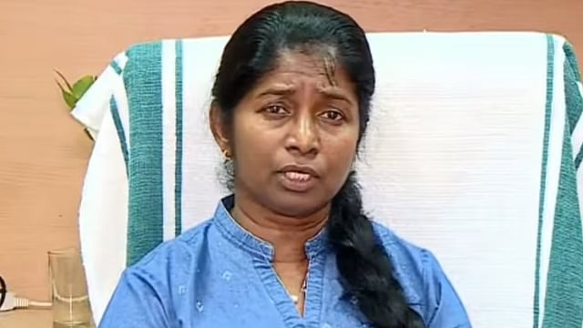 സര്ക്കാരിന് തിരിച്ചടി; ഡോ. കെജെ റീന ആരോഗ്യ വകുപ്പ് ഡയറക്ടര് സ്ഥാനത്ത് തുടരും. സ്ഥലംമാറ്റത്തിന് സ്റ്റേ