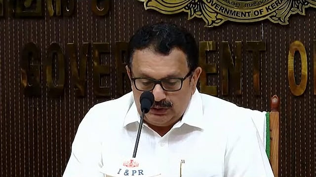 കോടികള് വിലയുള്ള ഉപകരണങ്ങള് എന്തിന് വാങ്ങിക്കൂട്ടി?; ആരോഗ്യവകുപ്പില് പത്തുവര്ഷത്തെ പര്ച്ചേസുകളില് അന്വേഷണത്തിന് ഉത്തരവിട്ട് മന്ത്രി