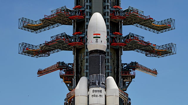ISRO: അധ്യാപകരാകാൻ അവസരം, ബിഎഡ് യോഗ്യത, മികച്ച ശമ്പളം 