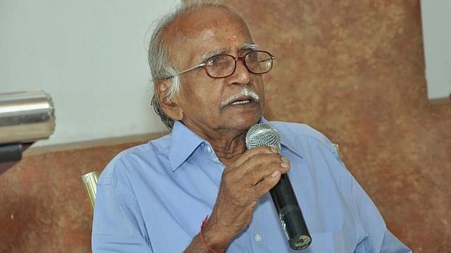 കവി പി നാരായണക്കുറുപ്പ് അന്തരിച്ചു