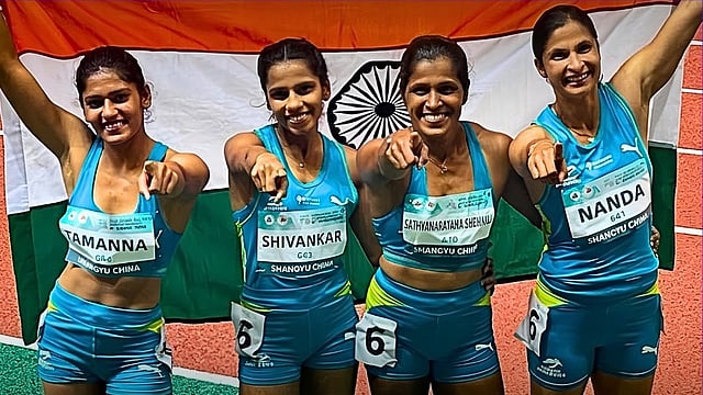 india womens relay team