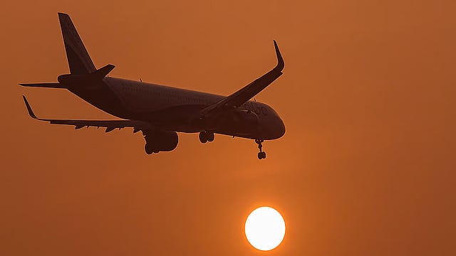എബോളയില് ജാഗ്രത: ഇന്ത്യയിലേക്ക് വരുന്നവര്ക്ക് ഹെല്ത്ത് സെല്ഫ് ഡിക്ലറേഷന് നിര്ബന്ധം, വിശദാംശങ്ങള്