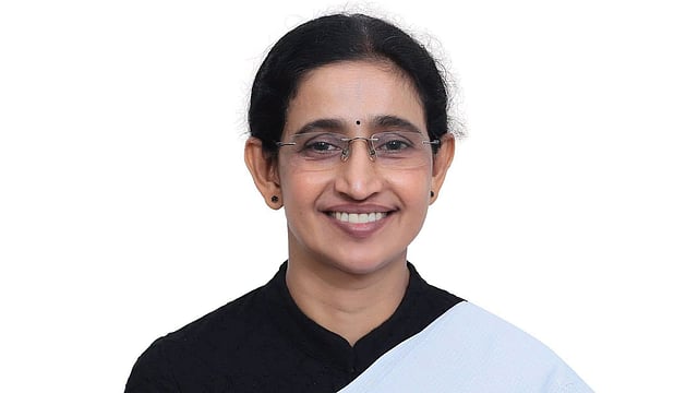 'രാഷ്ട്രീയ സംഘട്ടനങ്ങളും കൊലപാതകവും ഉള്പ്പെടെ വാദം പറഞ്ഞത് നൂറു കണക്കിന് കേസുകളില്, പക്ഷപാതിത്വം കാണിച്ചിട്ടില്ല'