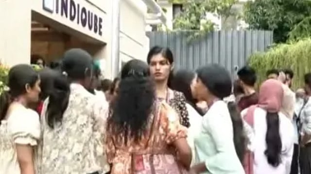 രണ്ടര മാസത്തെ ശമ്പളം രാത്രി അക്കൗണ്ടില്; ധാരണ തെറ്റിച്ചു, കൂട്ടപ്പിരിച്ചുവിടലുമായി കോറോ ഹെല്ത്ത് മുന്നോട്ട്