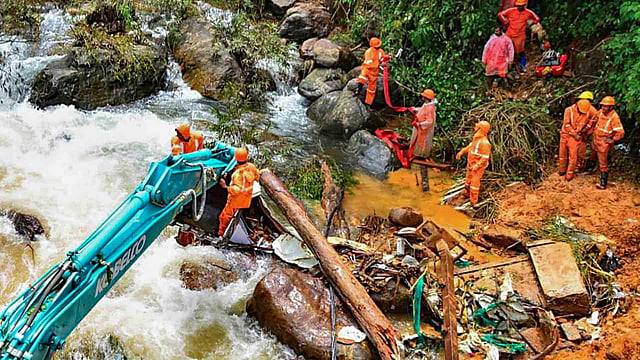 കള്ളാടി മണ്ണിടിച്ചിൽ; ദിവസങ്ങൾ നീണ്ട തിരച്ചിൽ, കാണാതായ അവസാനത്തെയാളുടെ മൃതദേഹവും കണ്ടെത്തി