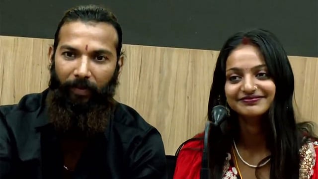 'കുംഭമേള വൈറല് പെണ്കുട്ടി എവിടെയെന്ന് അറിയില്ല'; പൊലീസ് സംരക്ഷണം ഒഴിവാക്കി ഹൈക്കോടതി
