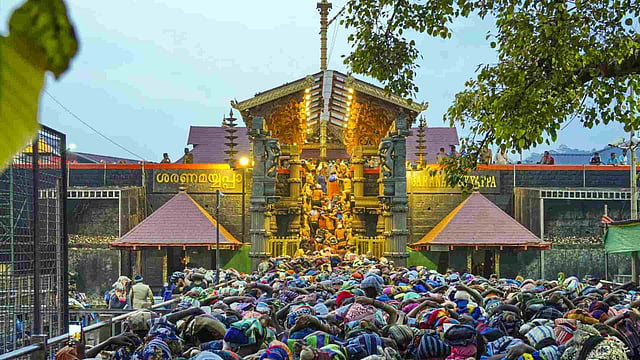 ശബരിമലയില് ഇനി മുതല് തിരുവോണ സദ്യ ദേവസ്വം ബോര്ഡ് വക; സ്പോണ്സര്ഷിപ്പും പണപ്പിരിവും ഒഴിവാക്കി