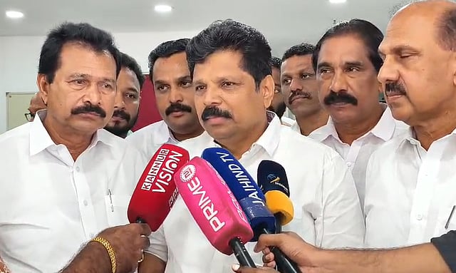 കെടി ജലീലിന്റേത് കുട്ടികളെ അടിച്ചു പഠിപ്പിക്കുന്ന പഴകിയ ചിന്താഗതി, നിലപാട് കാലഘട്ടത്തിന് നിരക്കാത്തത്: മന്ത്രി എപി അനിൽകുമാർ