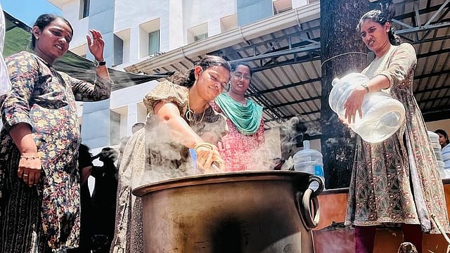 കൊയിലി ആശുപത്രി മാനേജ്മെന്റും കരാറിൽ ഒപ്പിട്ടു; കണ്ണൂരിലെ നഴ്‌സുമാരുടെ സമരം ഒത്തുതീർന്നു