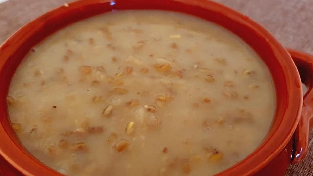 ഉലുവക്കഞ്ഞി എളുപ്പത്തിൽ തയ്യാറാക്കാം, കർക്കടകത്തിൽ ഏഴ് ദിവസം കുടിച്ചാൽ ശരീരത്തിന് നല്ലത്