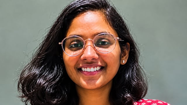 നഗ്നയായി ക്ഷേത്രത്തിൽ പ്രവേശിച്ച യുവതി  വിഗ്രഹവുമെടുത്ത് കുളത്തിലേക്ക് ചാടി ആത്മഹത്യ ചെയ്തു; ദേവീവിഗ്രഹത്തിനായി തിരച്ചിൽ ഊർജ്ജിതമാക്കി പൊലീസ്