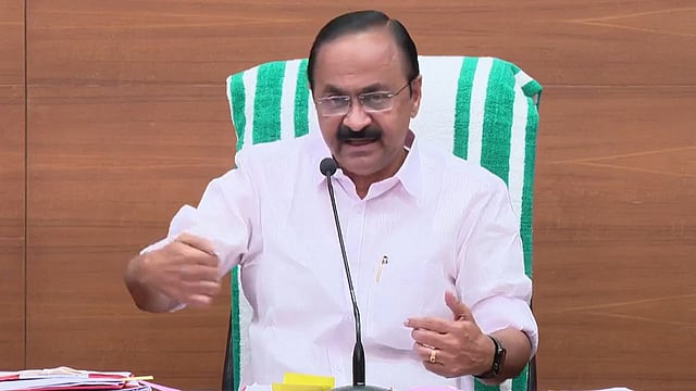 മുഖ്യമന്ത്രി വിഡി സതീശന്