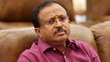 തുലാഭാര ത്രാസ് പൊട്ടിവീണു; വി മുരളീധരന് എംഎല്എക്ക് പരിക്ക്