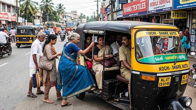 യാത്രക്കൂലി പങ്കുവെക്കാം, യാത്ര എളുപ്പമാക്കാം; ഷെയര് ഓട്ടോകള് കേരളത്തിലെ നിരത്തുകളിലേക്ക്