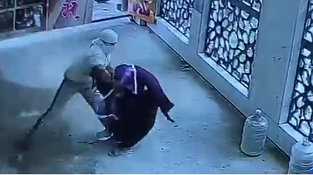 പരസ്യമായി മാപ്പുപറയിച്ചതില് വൈരാഗ്യം; അധ്യാപികയെ സ്കൂളില് കയറി കുത്തിക്കൊലപ്പെടുത്തി