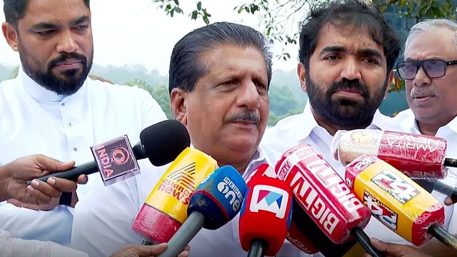 മുല്ലപ്പെരിയാര് ജലനിരപ്പ് 142 അടിയില് നിന്നും ഉയര്ത്താന് ഒരു കാരണവശാലും കേരളം അനുവദിക്കില്ല: മന്ത്രി മോന്സ് ജോസഫ്