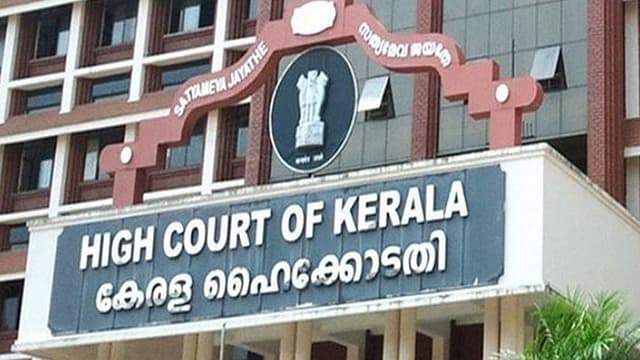 'നഗരത്തില് ചെറുവാഹനങ്ങളെ പേടിപ്പിക്കാന് ആരാണ് അധികാരം നല്കിയത്?; ബസ് ഓടിക്കുന്നവര് റോഡിലെ തമ്പുരാക്കന്മാരല്ല'