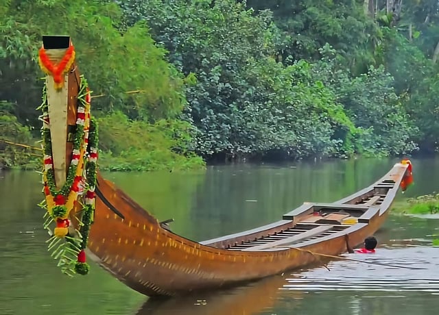 Archives|'അഞ്ഞാഴിത്തണ്ണിയില്‍ അരനാഴി നിലം'; കുട്ടനാടിന്റെ കഥ, ചുണ്ടന്‍ വള്ളങ്ങളുടേയും 